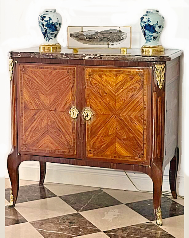 Kommode Anrichte Buffet Rokoko Frankreich Transition Louis XV um 1765 gestempelt A.L.GILBERT André Louis Gilbert (17466-1809)