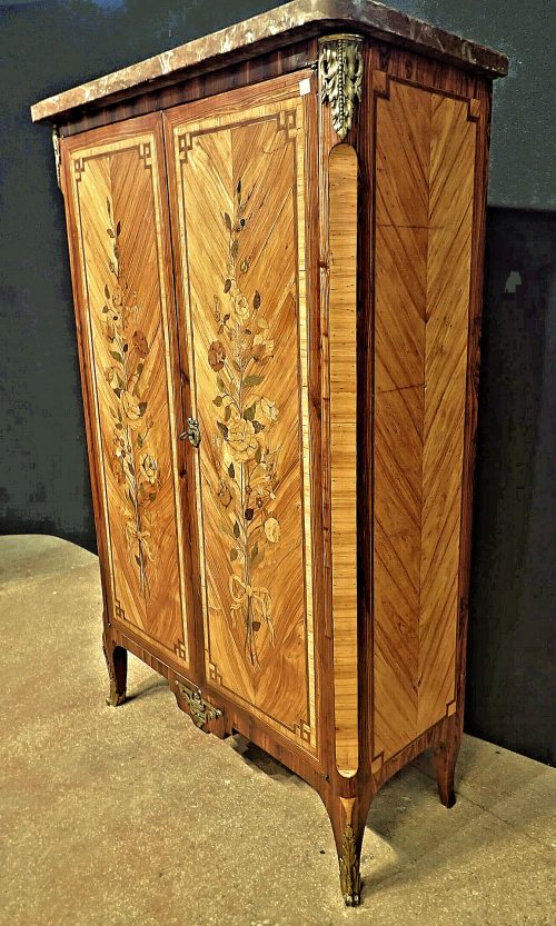 Schrank Klassizismus Transition Frankreich um 1765 JEAN GEORGES SCHLICHTIG attr. Maître 2.Oktober 1765