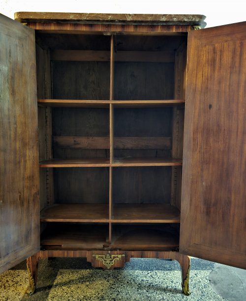 Schrank Klassizismus Transition Frankreich um 1765 JEAN GEORGES SCHLICHTIG attr. Maître 2.Oktober 1765