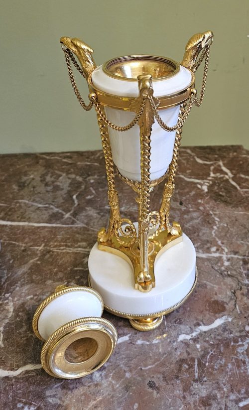 Vase Klassizismus Cassolette Frankreich Louis XVI um 1790 H. 28 cm