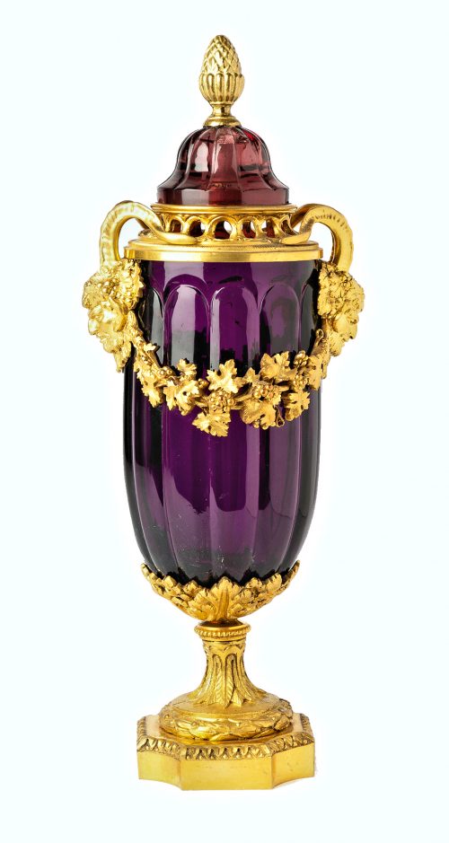 Alternative view of Potpourri Vase Glas Amethyst Farbe Klassizismus Louis XVI Frankreich 19.Jh.  Höhe 32 cm