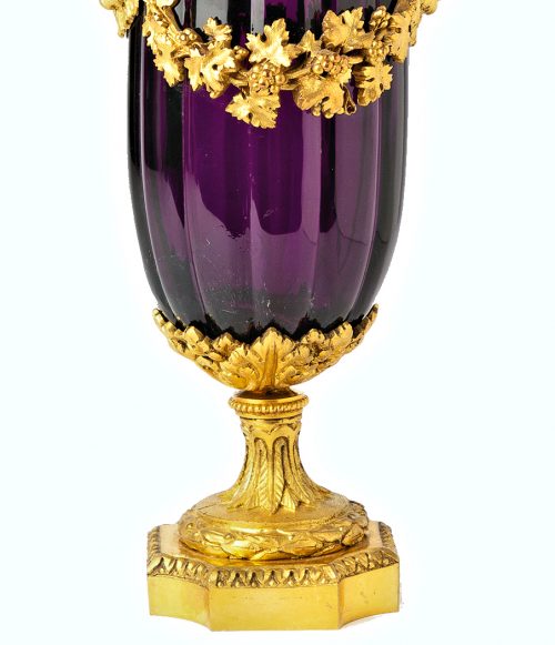 Potpourri Vase Glas Amethyst Farbe Klassizismus Louis XVI Frankreich 19.Jh. Höhe 32 cm