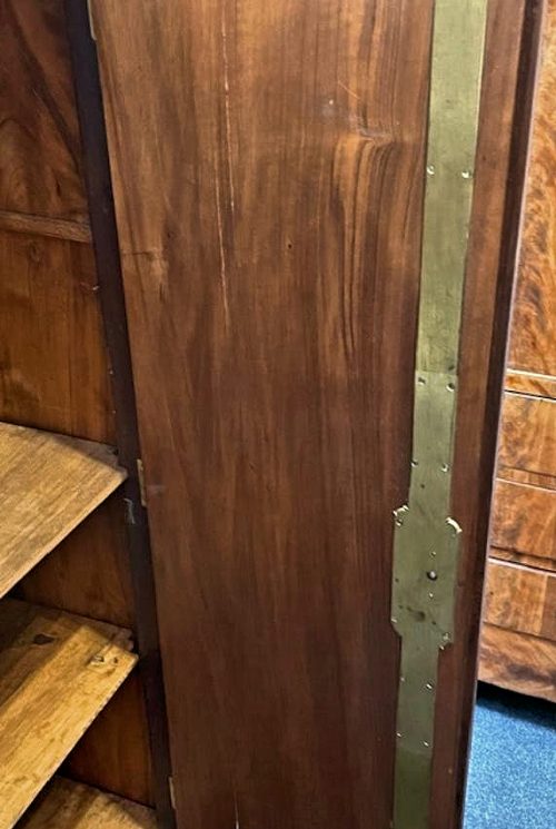Schrank Rokoko Frankreich Transition um 1765  H. 144 cm, Br. 88 cm, T. 40 cm – Bild 4