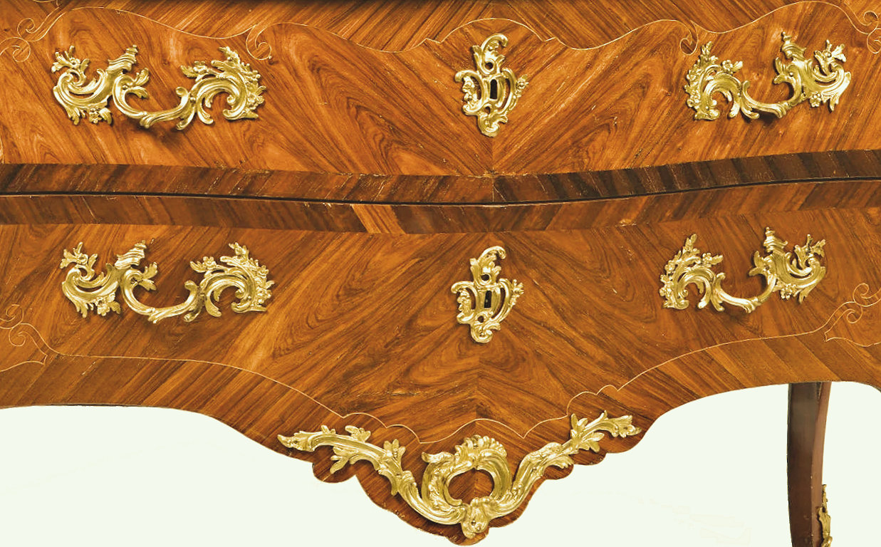 Prächtige Kommode Rokoko gestempelt „J C….“ Jacques-Charles-Denis Chartier sowie JME Frankreich Louis XV um 1760 – Bild 4