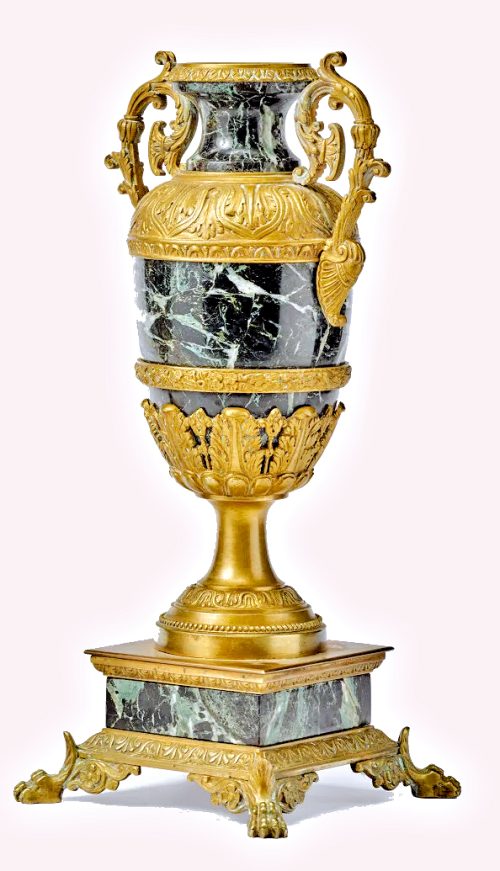 Vasen Paar Rußland St.Petersburg Mitte 19.Jh. Grüner Marmor mit Goldbronzemontierung – Bild 3